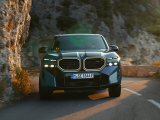 2026 BMW XM 50e, серый, 20250000 рублей, вид 3