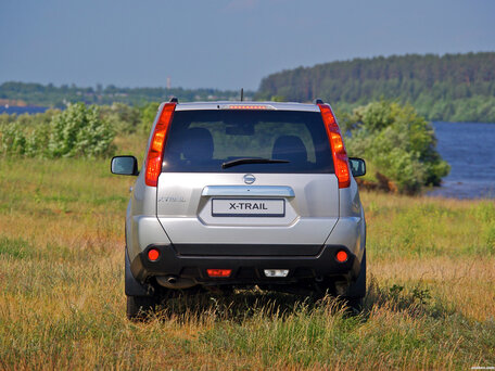 2008 Nissan X-Trail II, чёрный, 1300000 рублей - вид 3