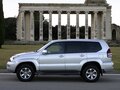 2002 Toyota Land Cruiser Prado 120 Series, белый, 2290000 рублей - вид 1