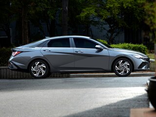 2025 Hyundai Avante VII Рестайлинг, белый, 2850000 рублей, вид 2