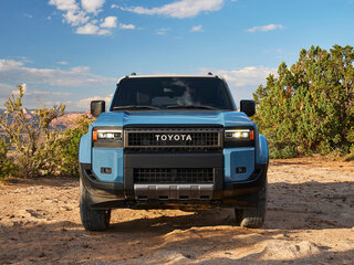 2026 Toyota Land Cruiser Prado 250 Series, белый, 10200000 рублей, вид 3