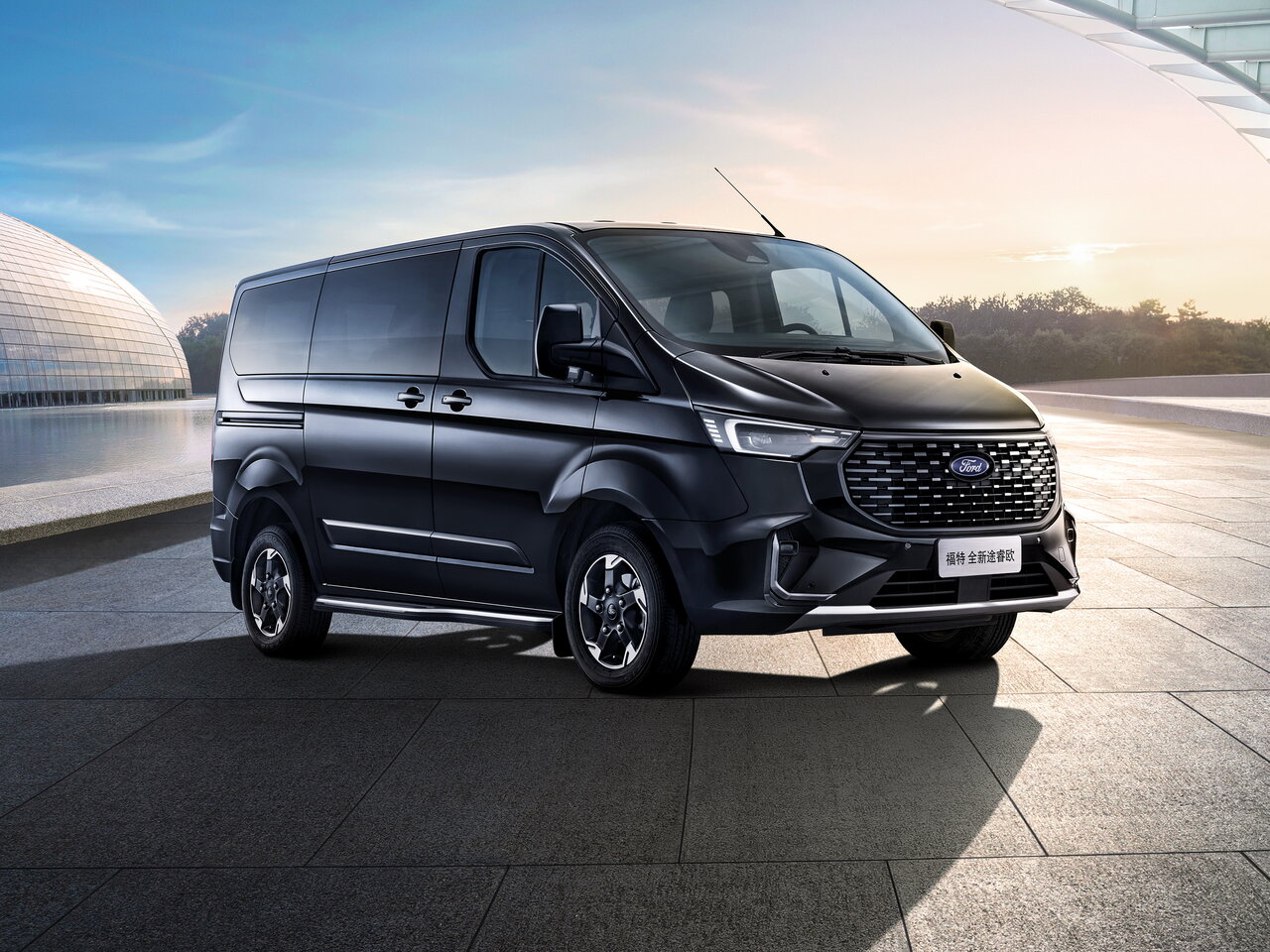 Ford Tourneo Custom Основной вид
