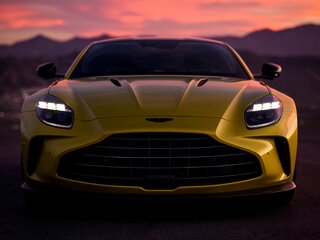 2025 Aston Martin V8 Vantage IV Рестайлинг, чёрный, 37040100 рублей, вид 3