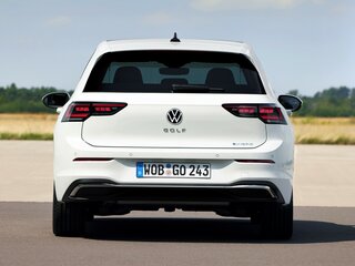 2025 Volkswagen Golf VIII Рестайлинг, серый, 4620000 рублей, вид 4