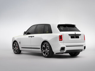 2026 Rolls-Royce Cullinan Black Badge I Рестайлинг (Series II), чёрный, 65000000 рублей, вид 5