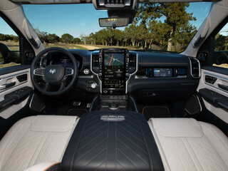 2026 Ram 1500 Crew Cab V Рестайлинг, серый, 11199000 рублей, вид 5