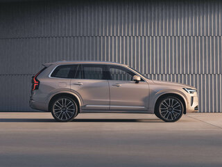 2026 Volvo XC90 B5 II Рестайлинг 2, белый, 12420000 рублей, вид 2