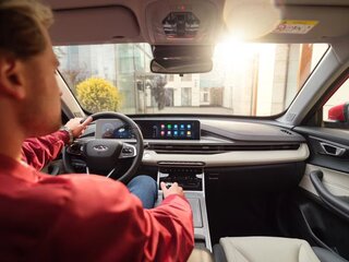 Apple CarPlay / Android Auto