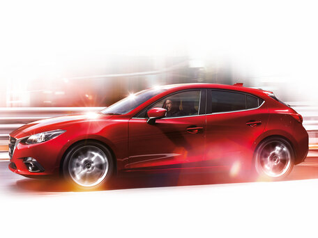 2014 Mazda Axela III, белый, 1350000 рублей - вид 2