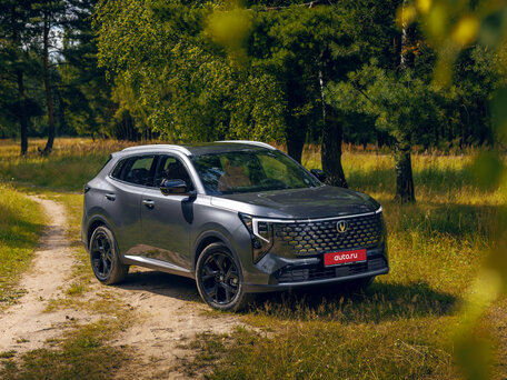 2025 Changan UNI-S I Рестайлинг, красный, 3149900 рублей - вид 1
