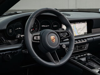 2023 Porsche 911 Targa 4 GTS VIII (992), чёрный, 25000000 рублей, вид 4