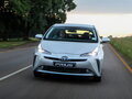 2019 Toyota Prius IV Рестайлинг (XW50), серебристый, 2195000 рублей - вид 2