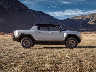 2024 GMC Hummer EV, серый, 18000000 рублей, вид 2