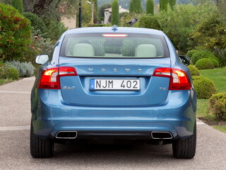 2015 Volvo S60 II Рестайлинг, серый, 1330000 рублей, вид 4
