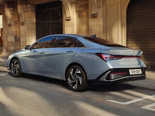 2025 Hyundai Avante VII Рестайлинг, белый, 2850000 рублей, вид 4