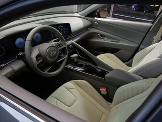 2025 Hyundai Avante VII Рестайлинг, белый, 2850000 рублей, вид 5
