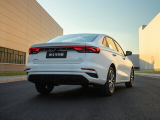 2023 Geely Emgrand II, белый, 2489990 рублей, вид 5