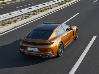 2026 Porsche Panamera GTS III, зелёный, 28880000 рублей, вид 4