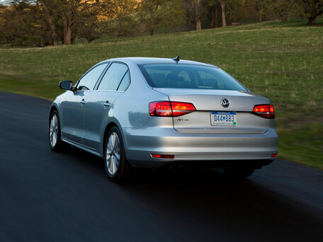 2015 Volkswagen Jetta GLI VI Рестайлинг, чёрный - вид 3