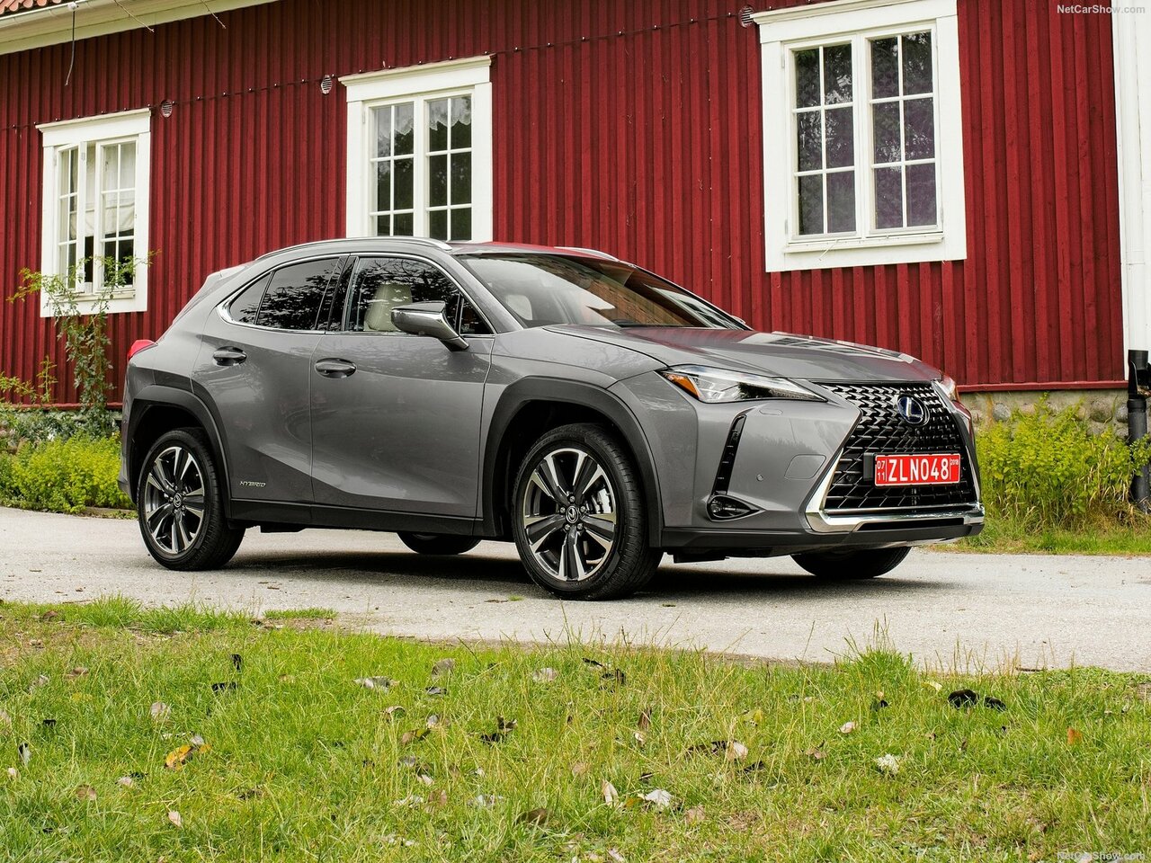 Lexus UX Основной вид