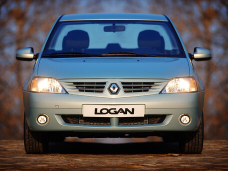 2009 Renault Logan I, красный, 400000 рублей - вид 3