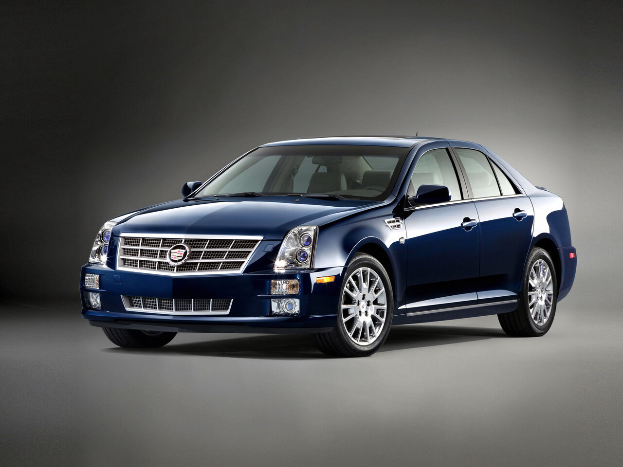 Cadillac STS Основной вид