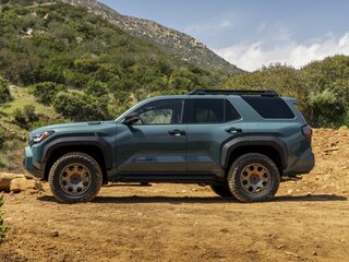 2026 Toyota 4Runner VI, зелёный, 13090000 рублей, вид 2
