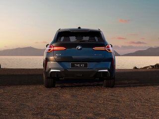2025 BMW X3 Long 30L xDrive IV (G45/G48), чёрный, 7500000 рублей, вид 4