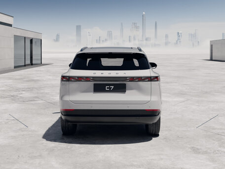 2026 Omoda C7, белый, 3099000 рублей - вид 4