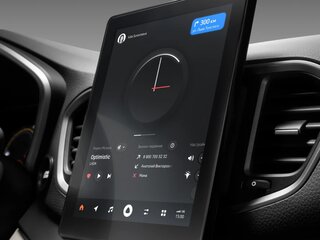 Мультимедийная система LADA EnjoY Vision Pro (MMC 10,4'' TFT-IPS ёмкостный дисплей с цифровой комбинацией приборов 10,25'', FM, 3 USB, Bluetooth, Hands Free со сдвоенным микрофоном и функцией шумоподавления, Яндекс.Авто, Apple CarPlay, Android Auto)