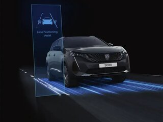 Система удержания автомобиля в центре полосы движения