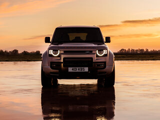 2025 Land Rover Defender Octa II, серый, 29500000 рублей, вид 3