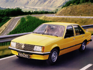 1986 Opel Rekord E, серебристый, 150000 рублей, вид 1