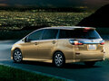 2013 Toyota Wish II Рестайлинг, белый, 1550000 рублей - вид 2