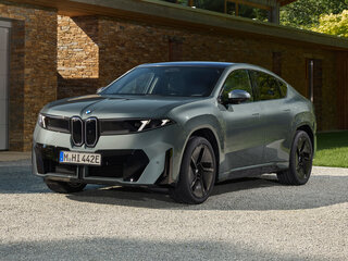BMW iX4
