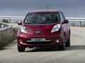 2015 Nissan Leaf (EM57) I (ZE0/AZE0), белый, 725000 рублей - вид 2