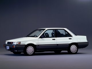 Nissan Liberta Villa II (N13)