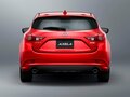 2017 Mazda Axela III Рестайлинг, чёрный, 1600000 рублей - вид 3
