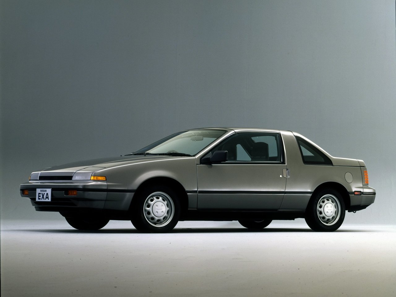 Nissan Exa Основной вид