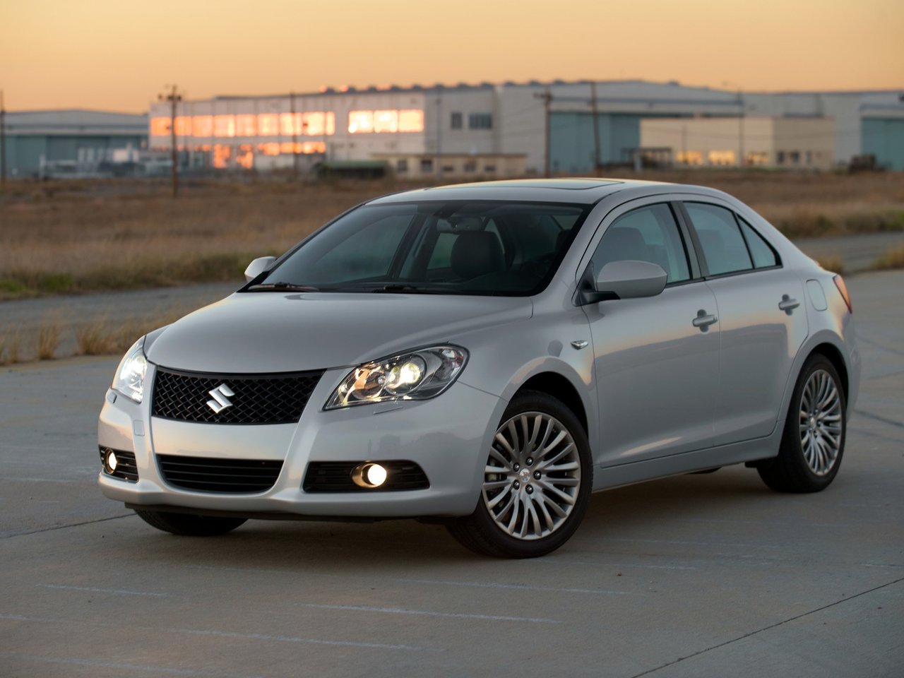 Suzuki Kizashi Основной вид