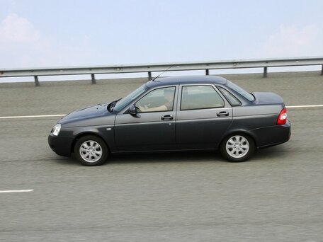 2013 Lada (ВАЗ) Priora I Рестайлинг, красный, 290000 рублей - вид 1