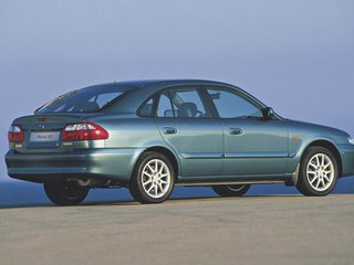 1999 Mazda 626 V (GF), зелёный, 350000 рублей, вид 4
