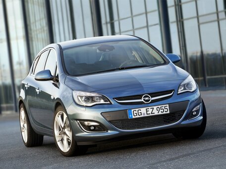 2012 Opel Astra J Рестайлинг, белый, 800000 рублей - вид 2