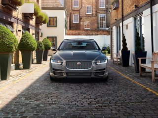 2017 Jaguar XE I, белый, 1999000 рублей, вид 3