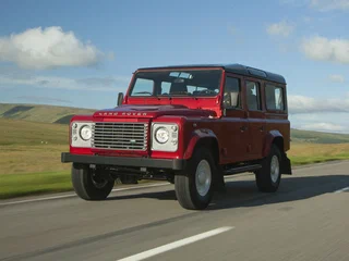 2013 Land Rover Defender 110 I Рестайлинг, зелёный, 7000000 рублей, вид 1