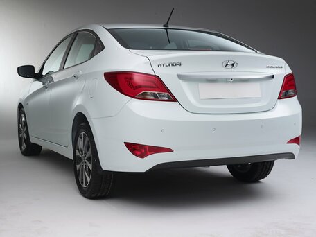 2016 Hyundai Solaris I Рестайлинг, чёрный, 1150000 рублей - вид 2