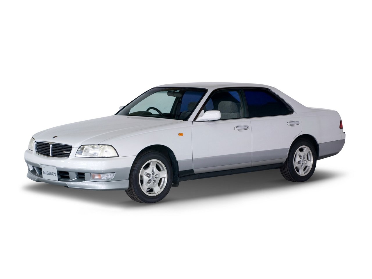 Nissan Leopard Основной вид
