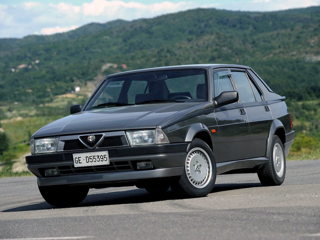 Alfa Romeo 75 Основной вид