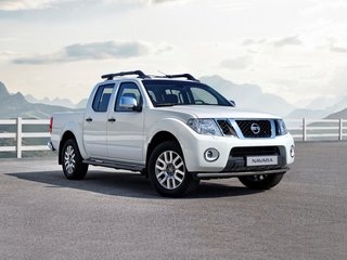 2012 Nissan Navara (Frontier) III (D40) Рестайлинг, белый, 2165000 рублей, вид 1