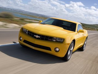 2010 Chevrolet Camaro V, красный, 2100000 рублей, вид 1